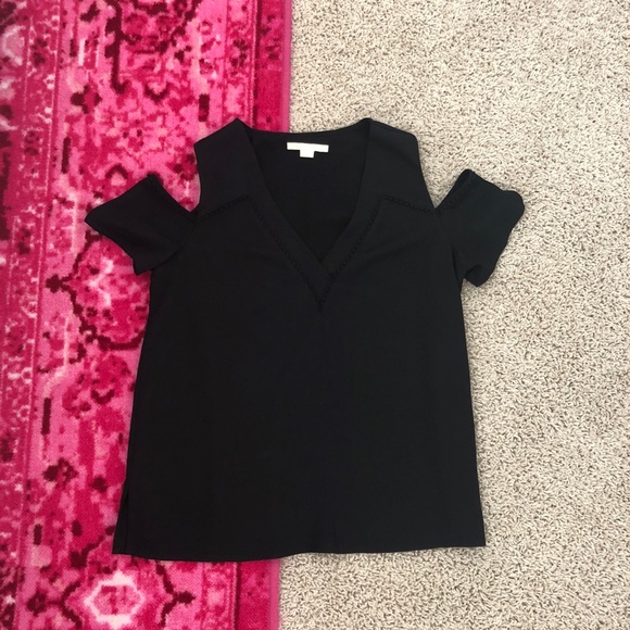 COPPER & ELLA Black cold shoulder cut out blouse - Picture 1 of 5